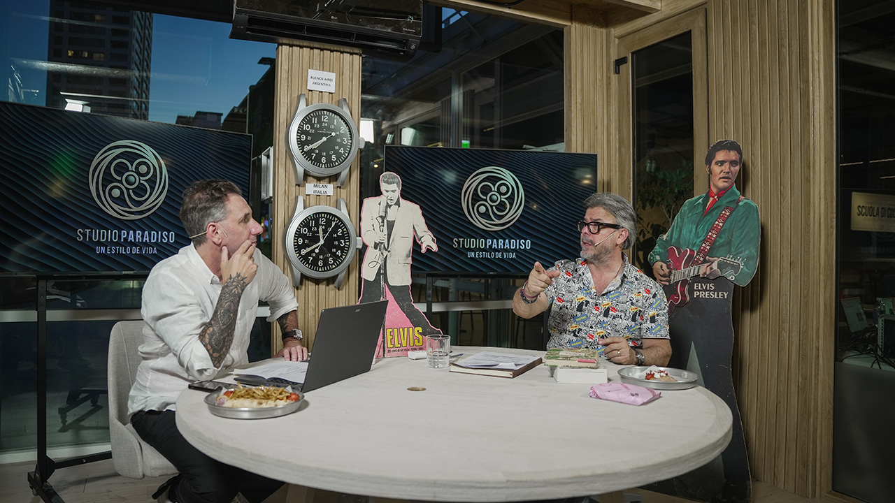 Muchtek junto a Donato de Santis en Studio Paradiso